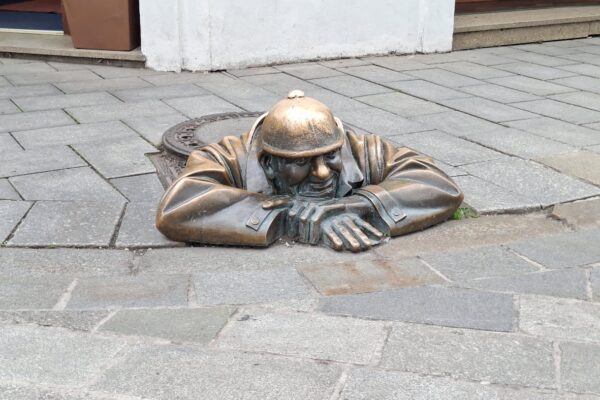 34 Bratislava